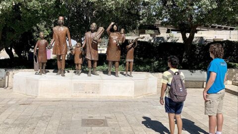 The first Jewish Departure and Expulsion Memorial from Arab Lands and Iran on the Sherover Promenade, Jerusalem in Israel. (Wikimedia Commons)