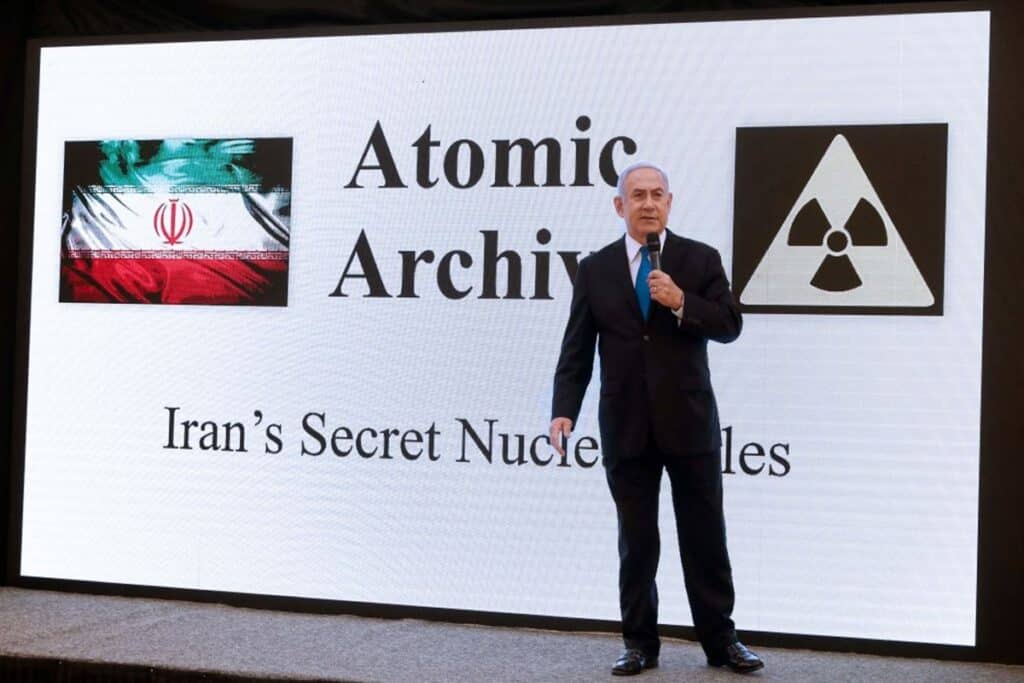 Israeli Prime Minister Benjamin Netanyahu delivers a speech on Iran's nuclear program at the defence ministry in Tel Aviv on April 30, 2018. - Netanyahu said that he had proof of a "secret" Iranian nuclear weapons programme, as the White House considers whether to pull out of a landmark atomic accord that Israel opposes.