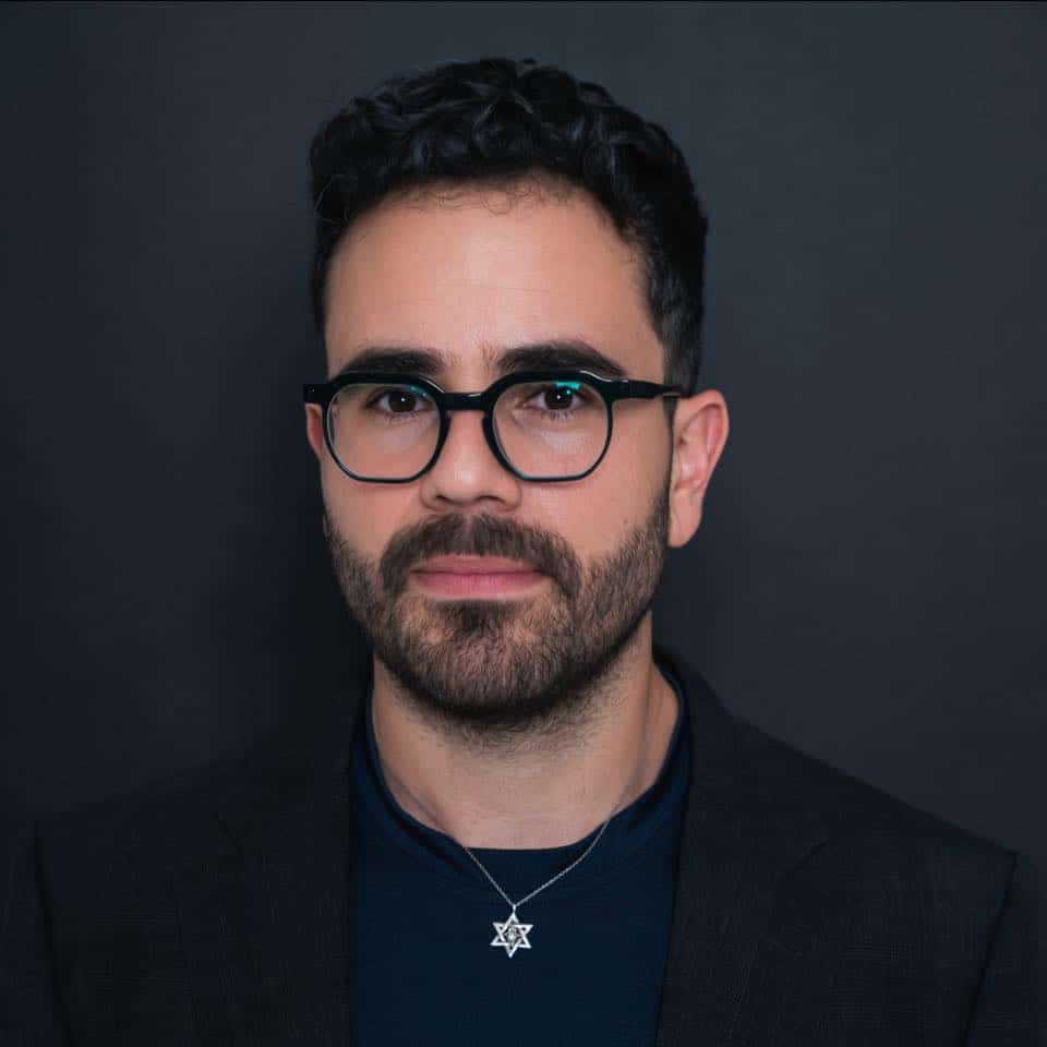 Hen Mazzig (courtesy)