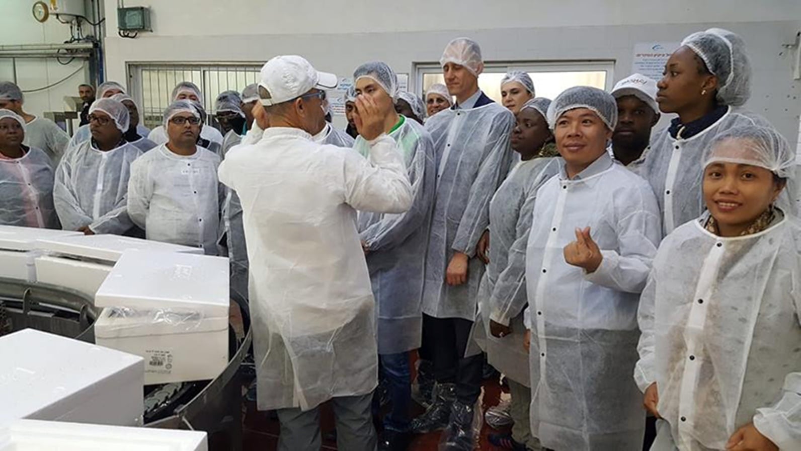 A MASHAV intensive fish-farming class for professionals from 15 countries, January 2019. Photo copyright MASHAV-MATC