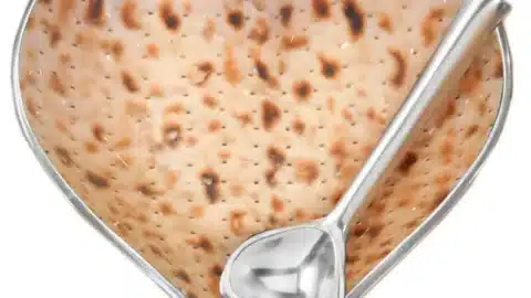 Matzah heart bowl set (Peace, Love, Light)
