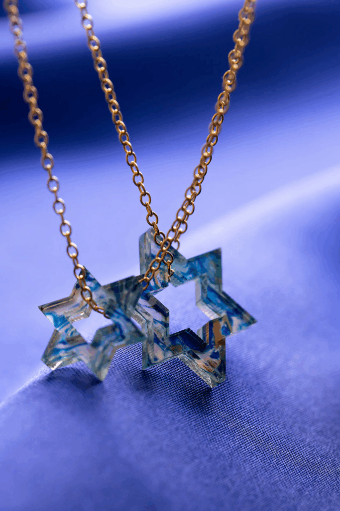 Petite Floating Magen Necklace - Blue Marble (Ariel Tidhar)