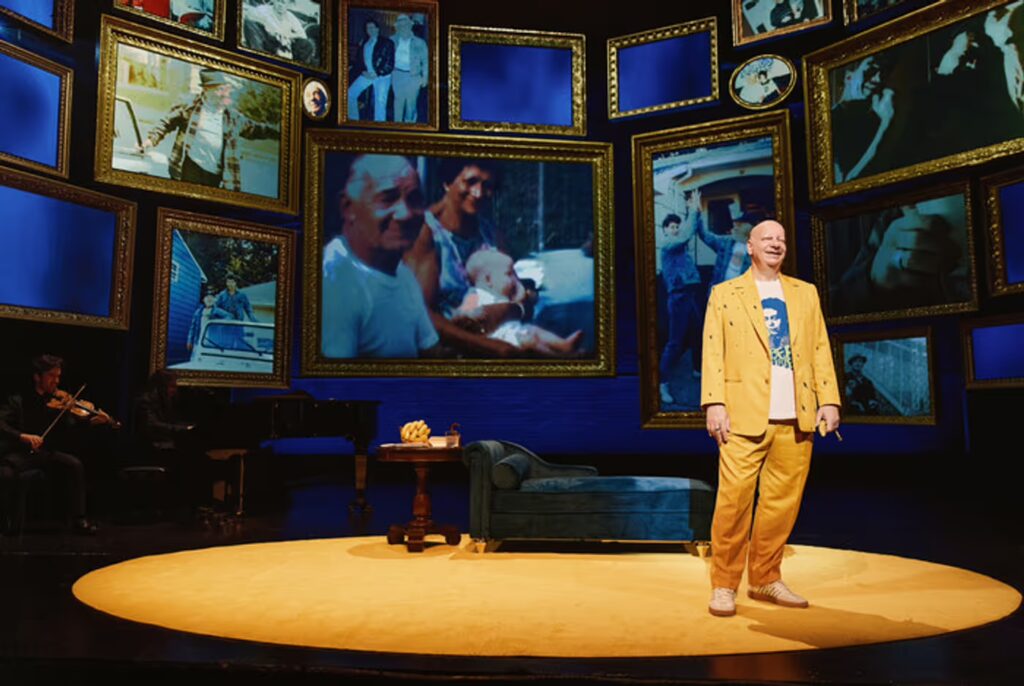 Jeff Ross in "Take a Banana for the Ride" (Emilio Madrid)